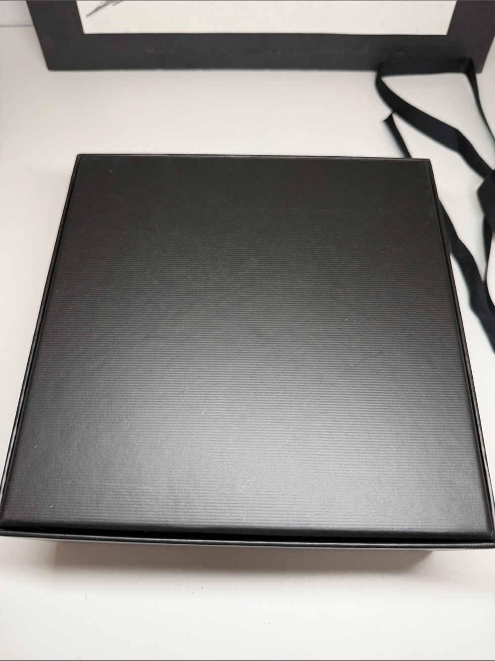 Gucci Empty Box - Picture 8 of 16
